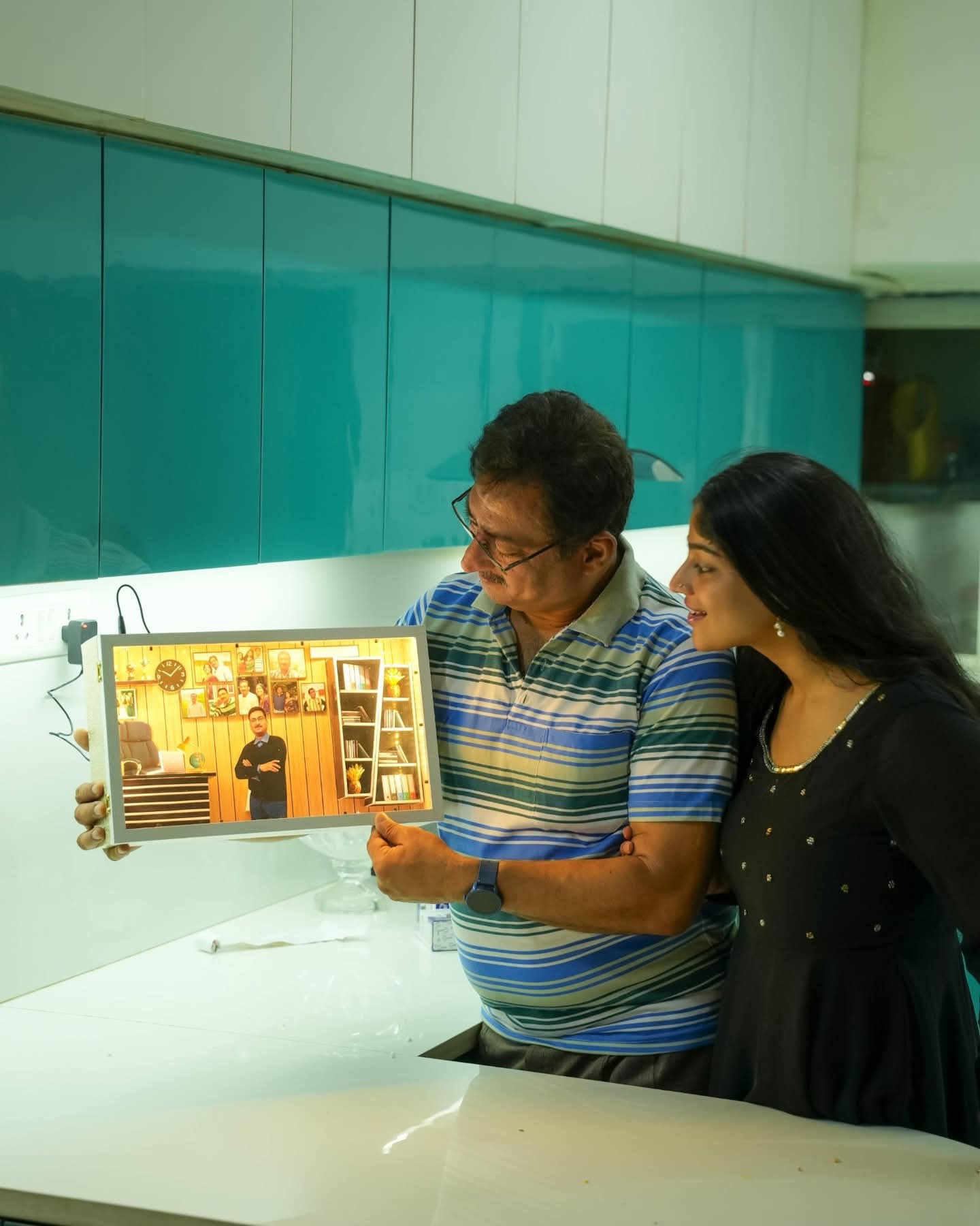 The Perfect  Gift" 3D Miniature Frame