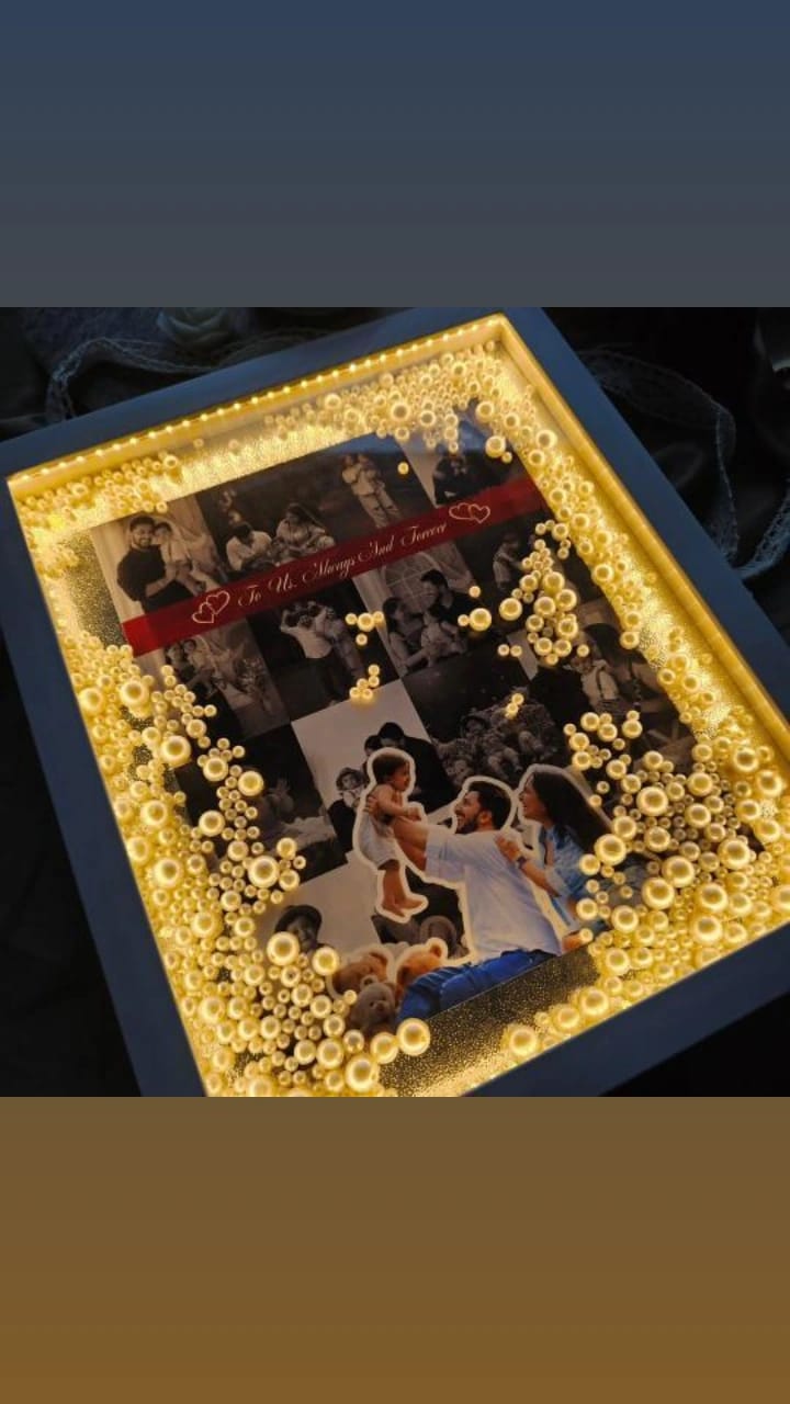 Beautiful LED Floating Pearl Frame